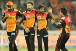 Bhuvenshwar Kumar, David Warner, bhuvneshwar s skill saves hyderabad, Bhuvenshwar kumar