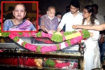 Ramesh Babu, Indira Devi dead, mahesh babu s mother indira devi laid to rest, Tollywood celebrities