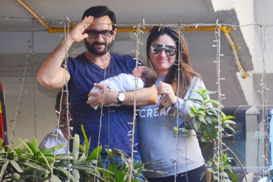 Official Pic of Saif and Kareena