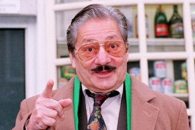 Indian actor Saeed Jaffrey who earned global fame, dies at 86 Indian actor Saeed Jaffrey who earned global fame, dies at 86},{