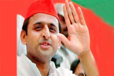 Akhilesh Yadav to bolster his team of ministers today