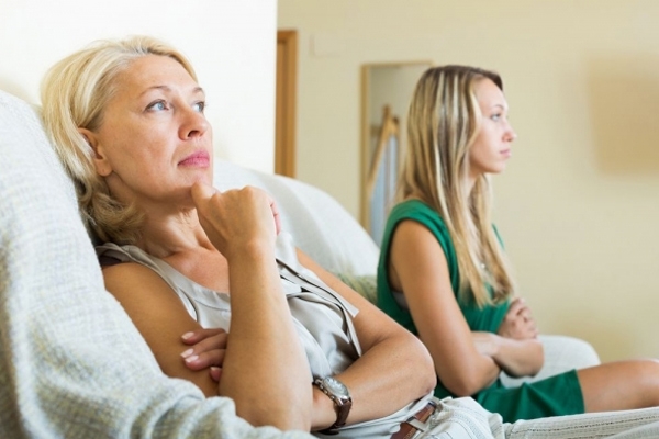 Study finds, depression passed to daughters from mothers},{Study finds, depression passed to daughters from mothers